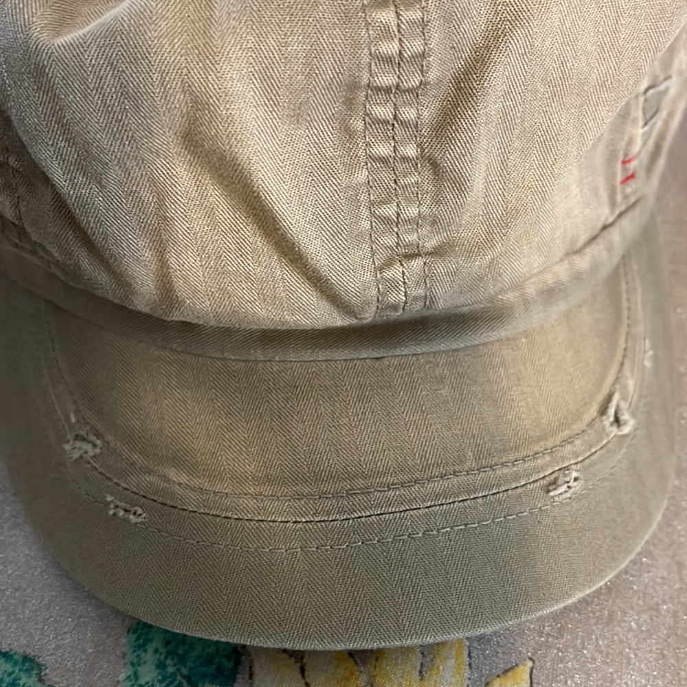 Woman hat - Picture 8 of 8